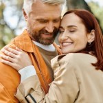 Mężczyźni z młodszymi partnerkami żyją dłużej? 5 naukowych faktów o różnicy wieku w związkach