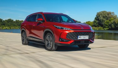 MG HS drożej o 12 tys. zł. To efekt kar za emisję CO2