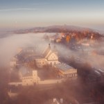 mgła Mgła jest pełna życia. Naukowcy odkryli w niej miliony bakterii