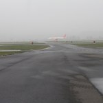 Mgła paraliżuje pracę Balic, a na lotnisku wciąż nie ma ILS drugiej kategorii