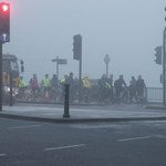 Mgła spowiła Londyn. Na Heathrow odwołano ok. 100 lotów