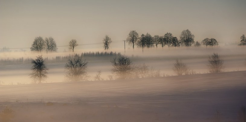 Mgły będą znacznie ograniczać widzialność /Michał Kość /Reporter