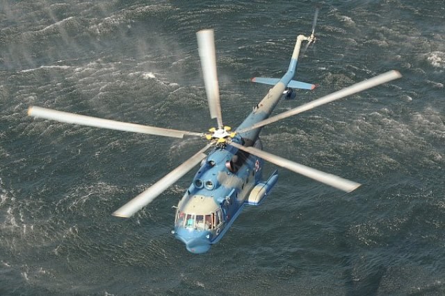 Mi-14PŁ w zawisie /Polska Zbrojna