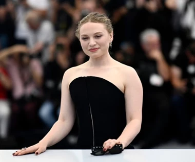 Mia Threapleton debiutuje w Cannes. Powtórzy sukces słynnej matki?