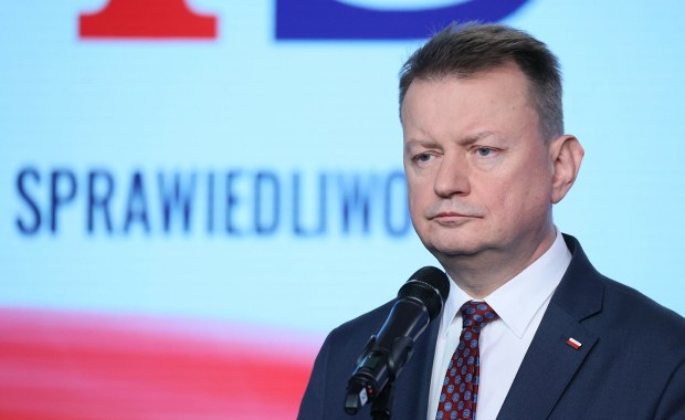 Miał odtajnić tajne dokumenty na rzecz kampanii PiS. Błaszczak straci immunitet?