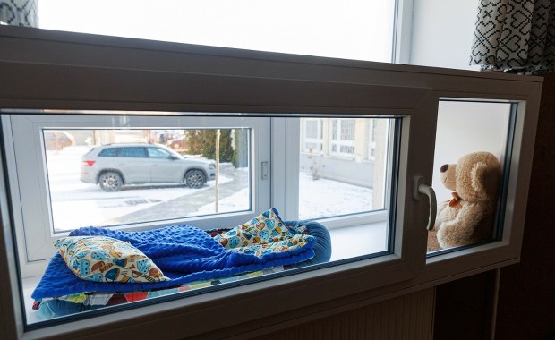 Miał przy sobie karteczkę. Półtoraroczny chłopiec w oknie życia