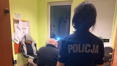 Miał z nimi problem, więc zabił. Czworonogi znaleziono w stawie