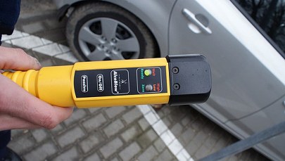 Miała 2,5 promila alkoholu, wiozła 9-letniego synka. Zatrzymał ją inny kierowca