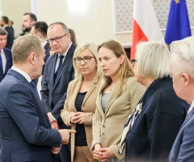 Miało być nawet 45 mld zł na budownictwo społeczne. Projekt "wisi" na RCL, a w koalicji wrze