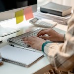 Miały wprowadzić administrację publiczną w XXI wiek. Problem z e-Doręczeniami