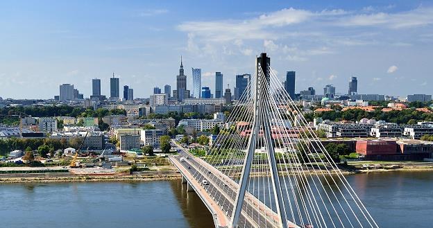 Miasto Warszawa musi zaciągać kredyt i ciąć wydatki /&copy;123RF/PICSEL
