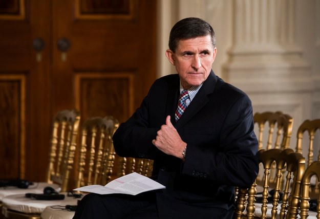 Michael Flynn zataił w lutym wynagrodzenie od 2 firm w Rosji /JIM LO SCALZO /PAP/EPA