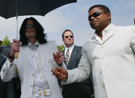 Michael i Tito Jacksonowie - fot. Doug Benc /Getty Images/Flash Press Media