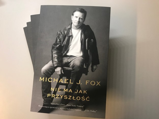 Michael J. Fox - Marty McFly z kultowego "Powrotu do przyszłości" - założył fundację zajmującą się badaniami nad chorobą Parkinsona