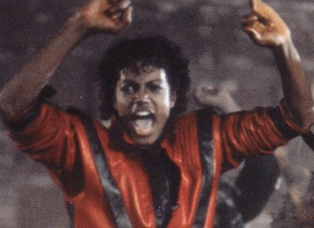 Michael Jackson w teledysku do "Thrillera" /