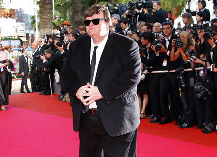 Michael Moore na premierze "Indiany Jonesa" w Cannes /AFP