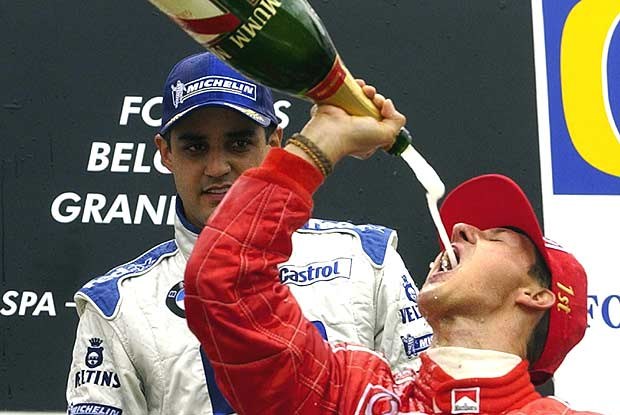 Michael Schumacher na podium /poboczem.pl