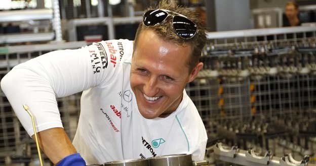 Michael Schumacher odwiedził wczoraj fabrykę Mercedesa AMG, w  Affalterbach /Informacja prasowa