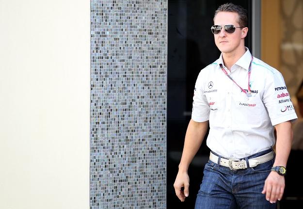Michael Schumacher przedłużył z Mercedesem o kolejny rok /AFP
