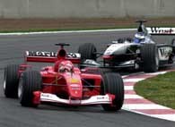 Michael Schumacher zmierza po trzecie zwycięstwo w sezonie