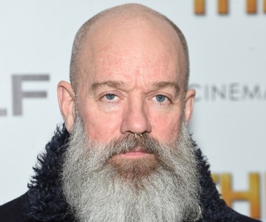 Michael Stipe: Hołd dla Davida Bowiego u Jimmy'ego Fallona ("The Man Who Sold the World")