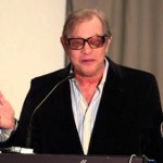 Michael York: Pokonał bardzo rzadką chorobę. Opowiedział o swojej długoletniej walce