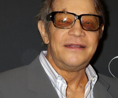 Michael York: Popularny aktor cierpi na niezwykle rzadką chorobę