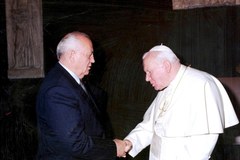 Michaił Gorbaczow nie żyje. Przywódca ZSRR na historycznych zdjęciach