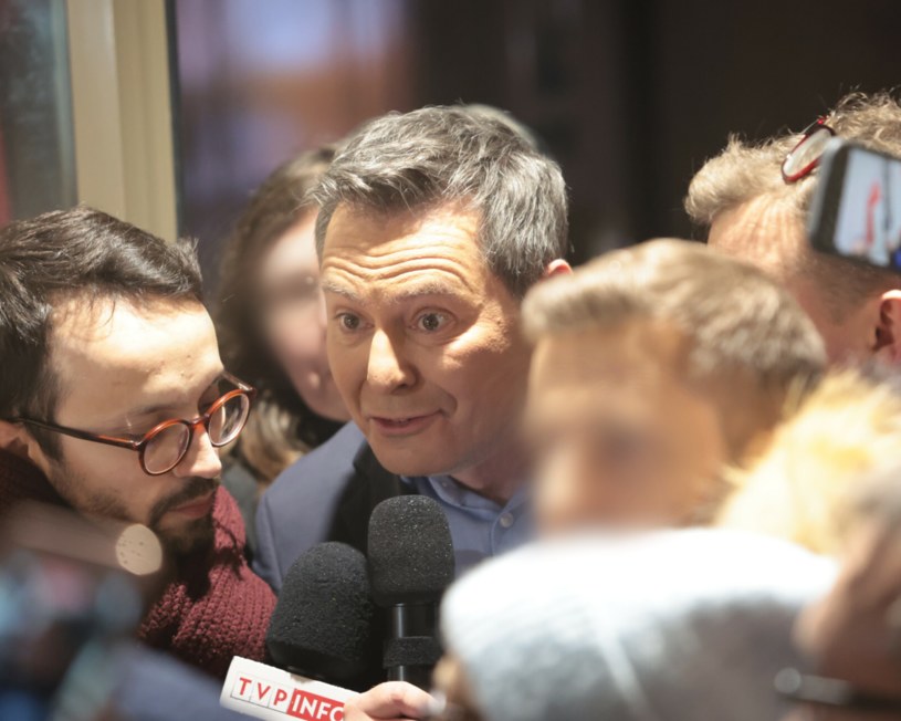 Michał Adamczyk i Samuel Pereira w obornie TVP /Tomasz Jastrzębowski /Reporter