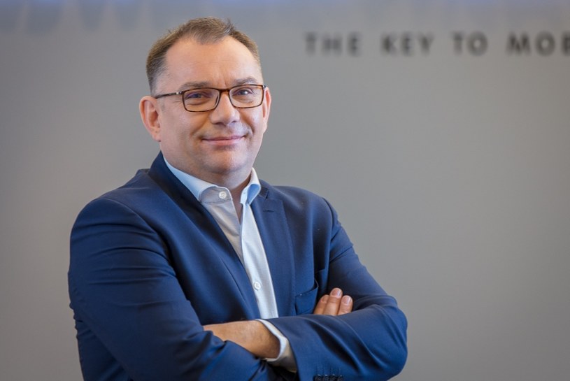 Michał Dyc, dyrektor departamentu sprzedaży w Volkswagen Financial Services. /materiały prasowe