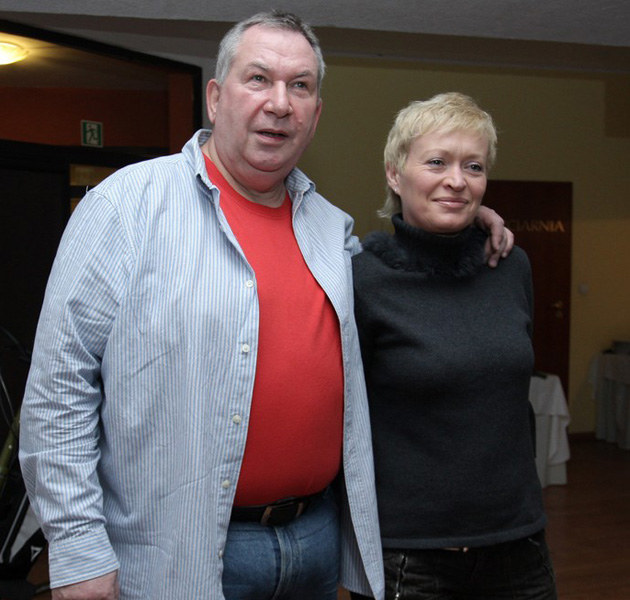Michał Fajbusiewicz z żoną, fot.Bartosz Krupa &nbsp; /East News