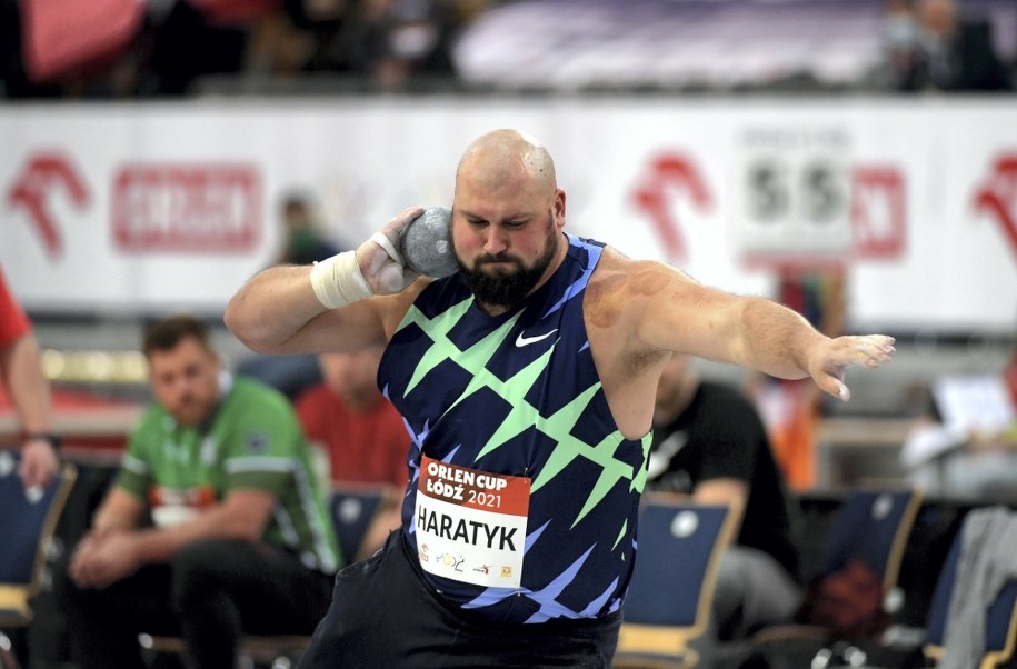 Michał Haratyk w konkursie pchnięcia kulą podczas halowego mityngu lekkoatletycznego "Orlen Cup 2021" /	Grzegorz Michałowski   /PAP
