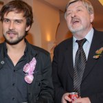Michał Lesień i jego ojciec pogrążeni w żałobie. Stracili bliską osobą