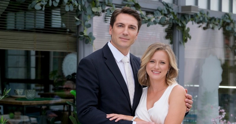 Michał Pszeniczny i Marta Chodorowska żegnają się z "M jak miłość" /Źródło: AIM