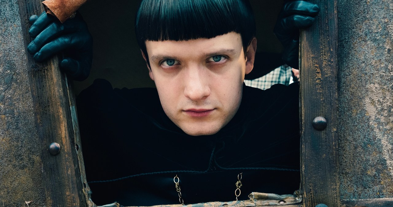 Michał Sikorski w drugim sezonie "1670" /Netflix