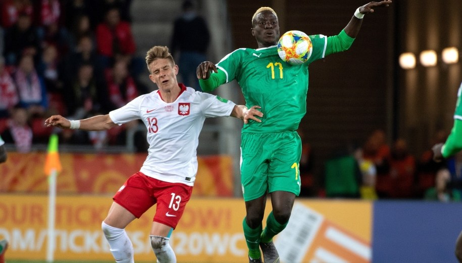Michał Skóraś i Dion Lopy podczas meczu Polska-Senegal /	Grzegorz Michałowski   /PAP