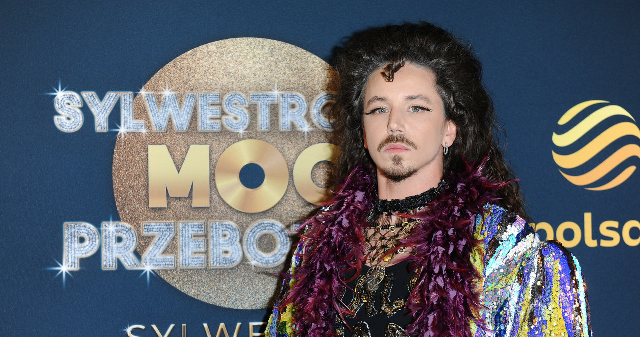 Michał Szpak będzie prowadzącym za kulisami gali Bestsellery Empiku 2021 /VIPHOTO /East News