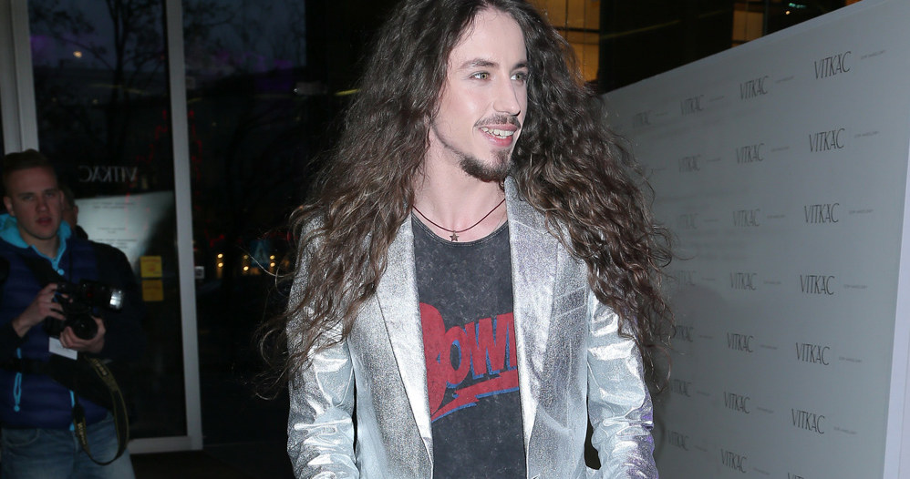 Michał Szpak jest bardzo szczęśliwy! /Paweł Wrzecion /MWMedia