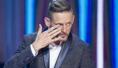 Michał Wójcik boryka się z traumą po stracie ukochanej. "Jest zdruzgotany, ale wie, że musi żyć i pracować"