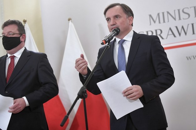 Michał Wójcik i Zbigniew Ziobro / 	Marcin Obara  /PAP