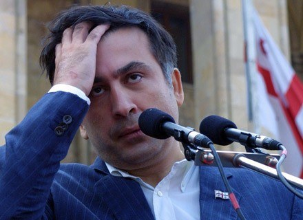 Micheil Saakaszwili - dziś Gruzini go popierają, ale jutro zechcą zapewne, by odszedł... /AFP