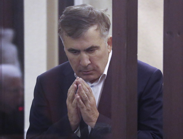 Micheil Saakaszwili podczas procesu /IRAKLI GEDENIDZE / POOL /PAP/EPA