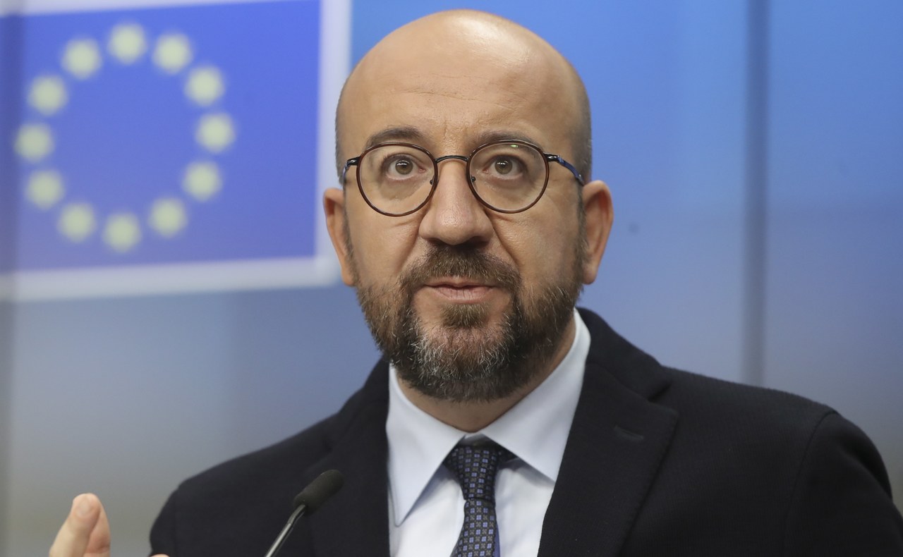 Michel: UE będzie pracować nad paszportami szczepień