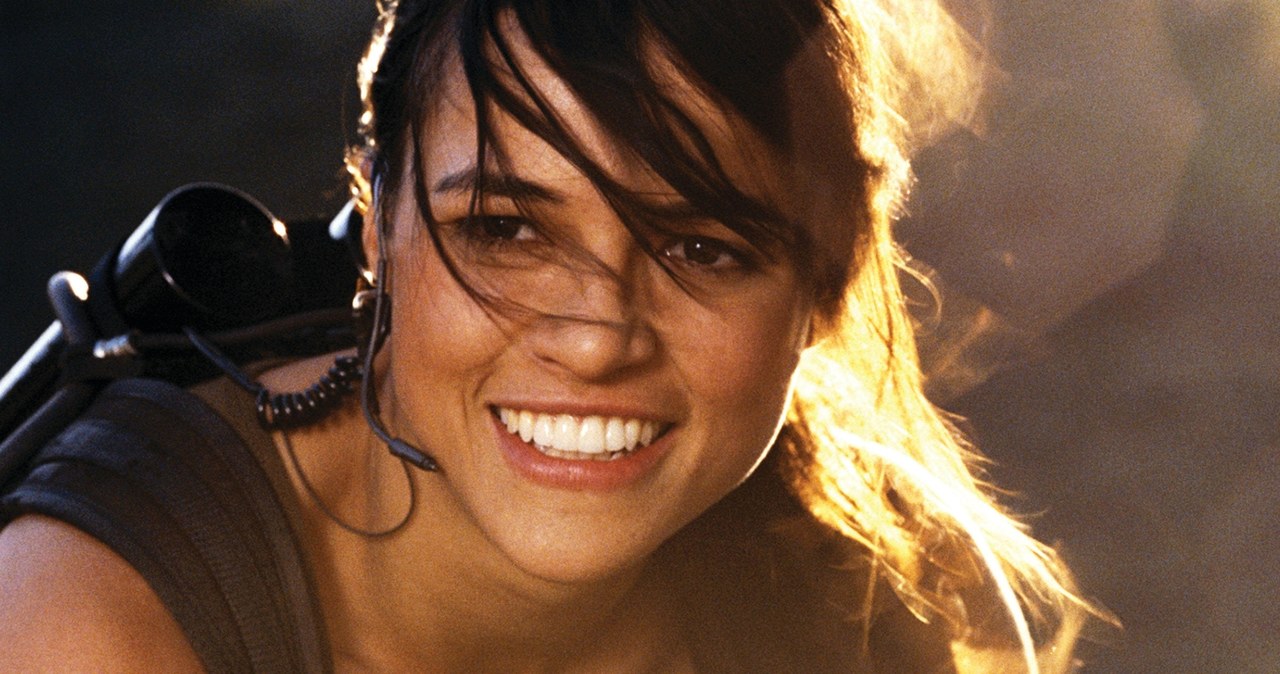 Michelle Rodriguez w filmie "Szybko i wściekle" /FilmStills.net / Film Stills / Forum /Agencja FORUM