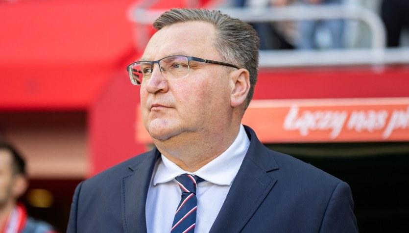 Michniewicz przerywa milczenie. Kulisy afery premiowej i rozmowa z Morawieckim