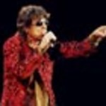 Mick Jagger oddaje organy