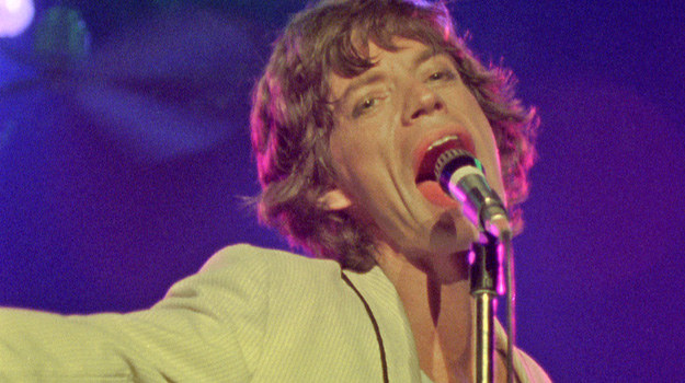 Mick Jagger podczas legendarnego koncertu /materiały prasowe
