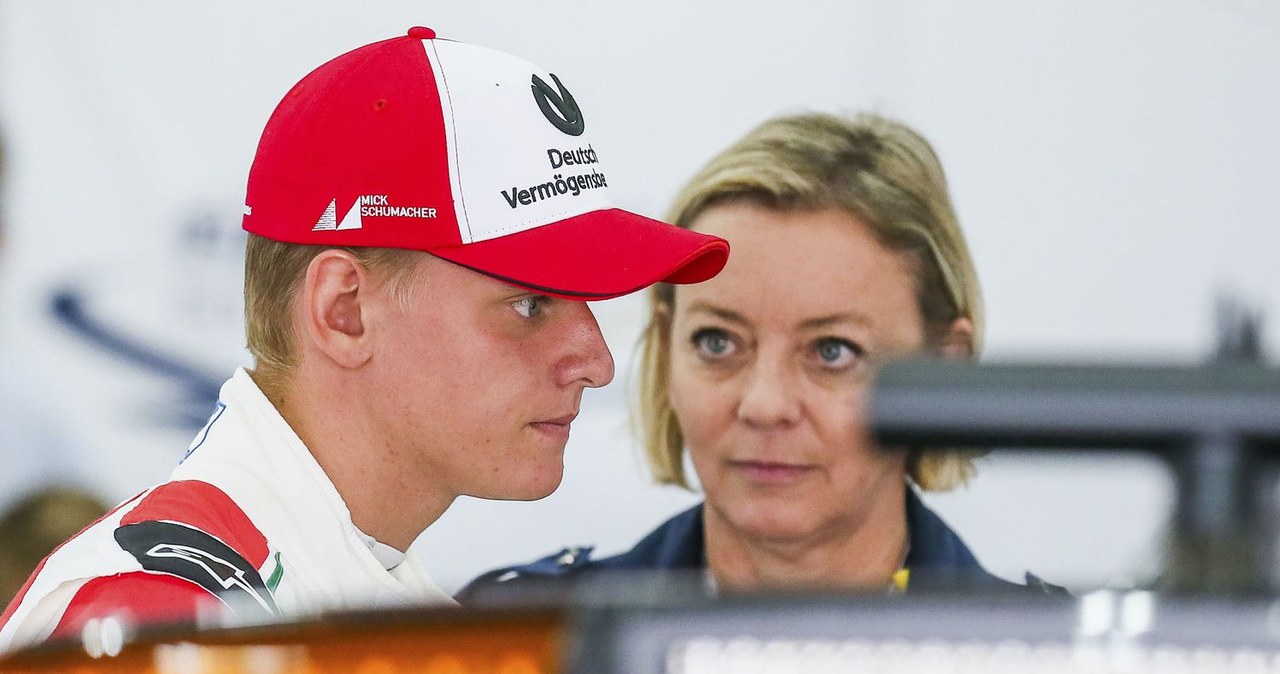 Mick Schumacher i Sabine Kehm /AFP