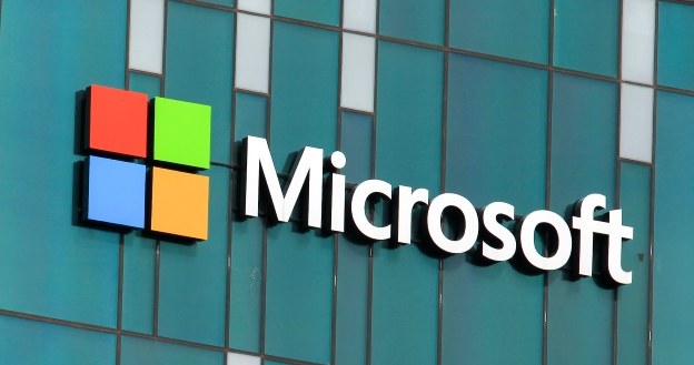 Microsoft banuje 4,8 mln kont zarejestrowanych w usługach Xbox /123RF/PICSEL