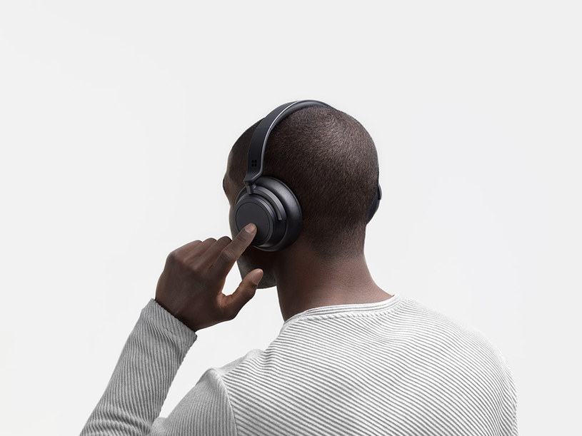 Microsoft prezentuje Surface Headphones 2 /materiały prasowe